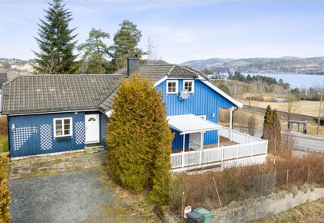 Blue House Brevik Porsgrunn Hotel Exterior photo
